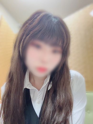 葉山ゆりな