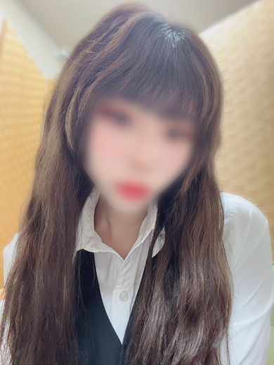 葉山ゆりな