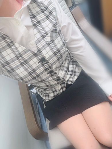 浅野ゆきね（新人研修対象！）